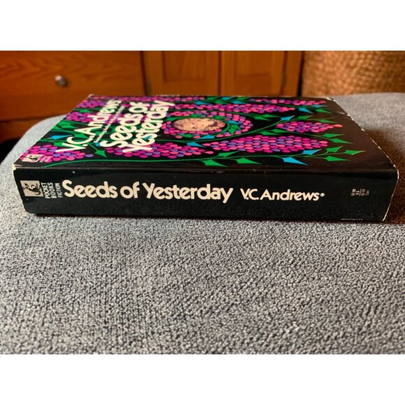 V.C. Andrews "Seeds Of Yesterday" Paperback Novel - Picture 4 of 5